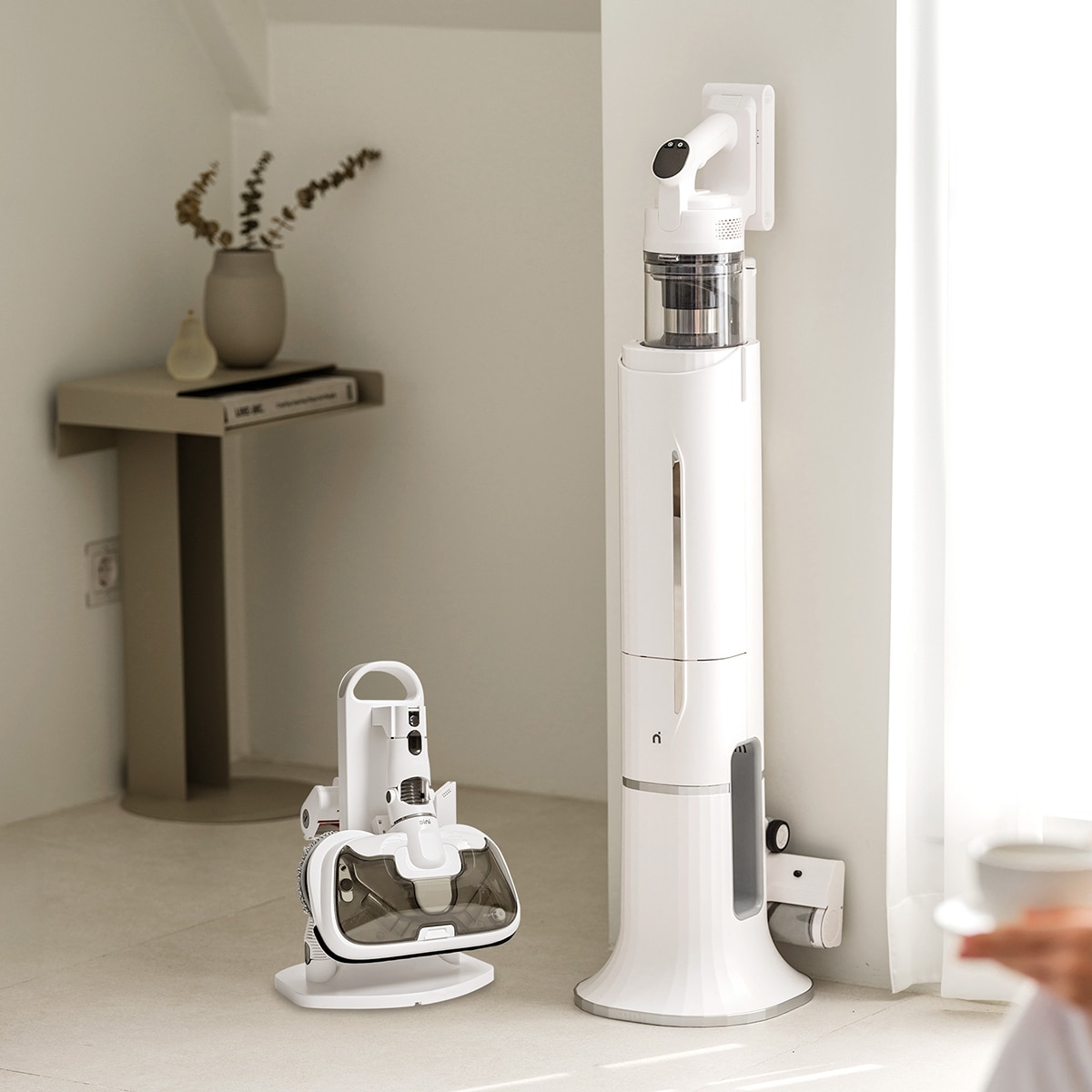 아이닉 무선청소기 i50 아이타워