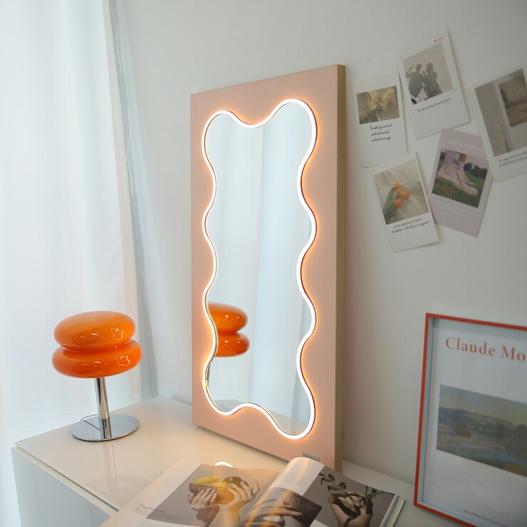 끌리마 웨이브 LED 조명 거울 - 핑크