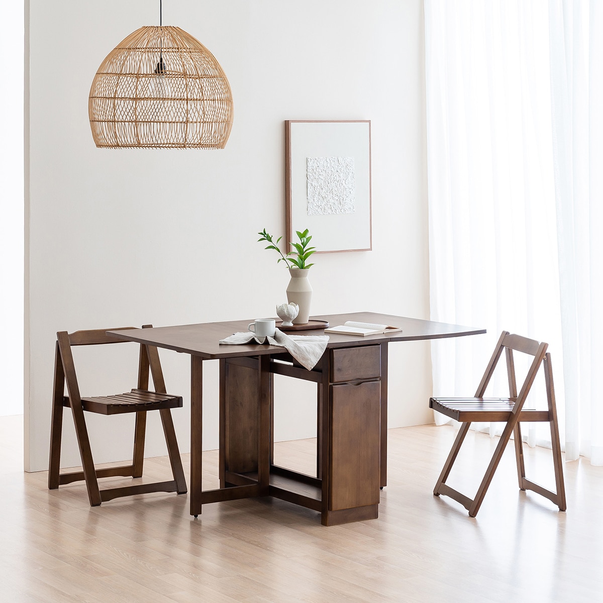 본톤 몰리나 접이식 확장형 식탁 세트 - 월넛 본톤 몰리나 접이식 확장형 식탁 세트 - 월넛