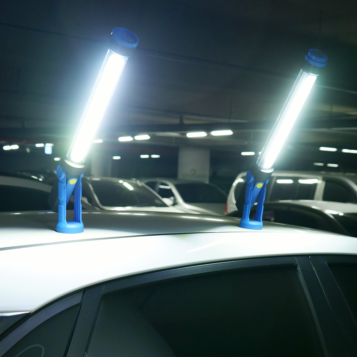 라파스 충전식 LED 작업등 - 삼각대 포함
