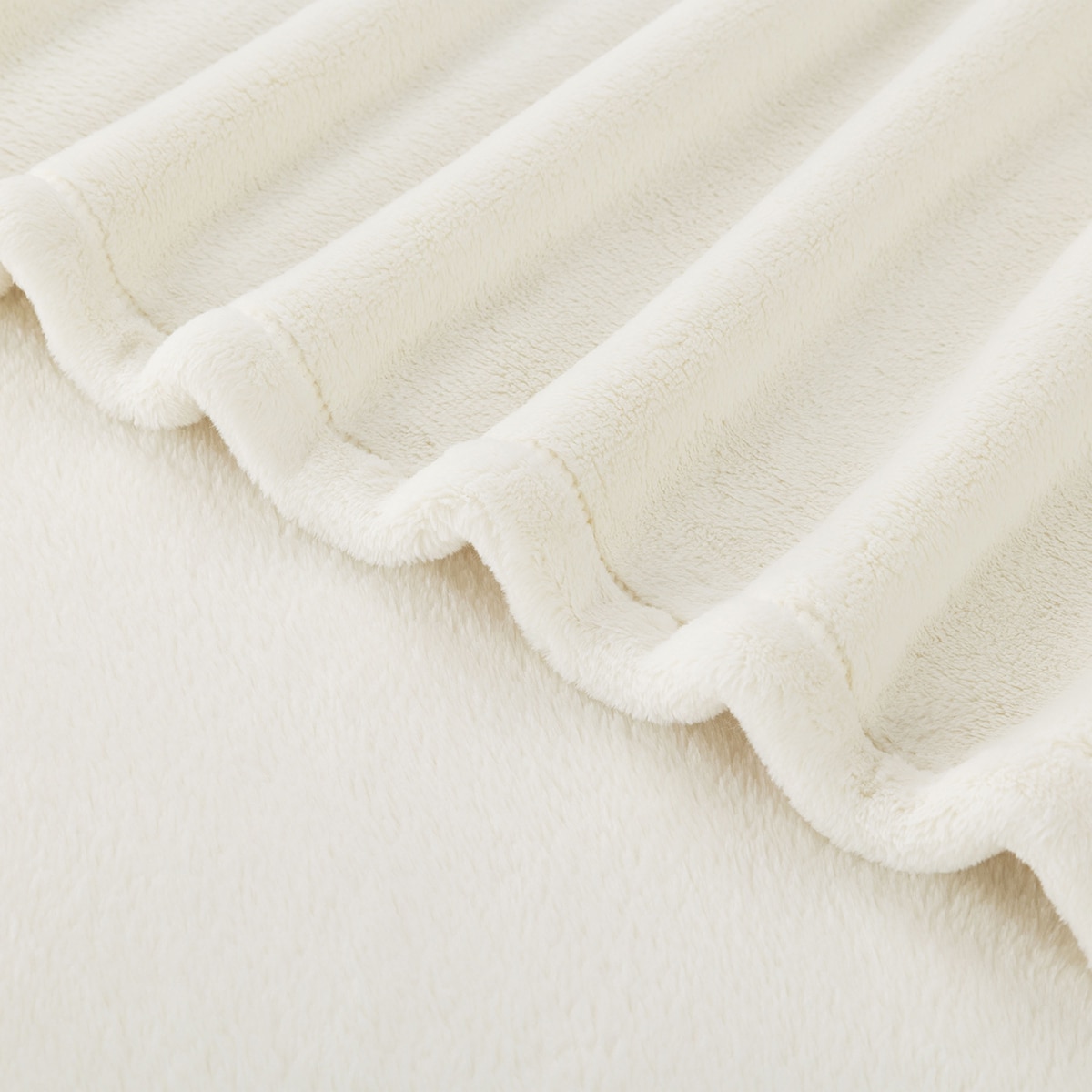 Berkshire 럭스 로프트 담요 249 x 234cm - 바닐라크림 Berkshire 럭스 로프트 담요 249 x 234cm - 바닐라크림