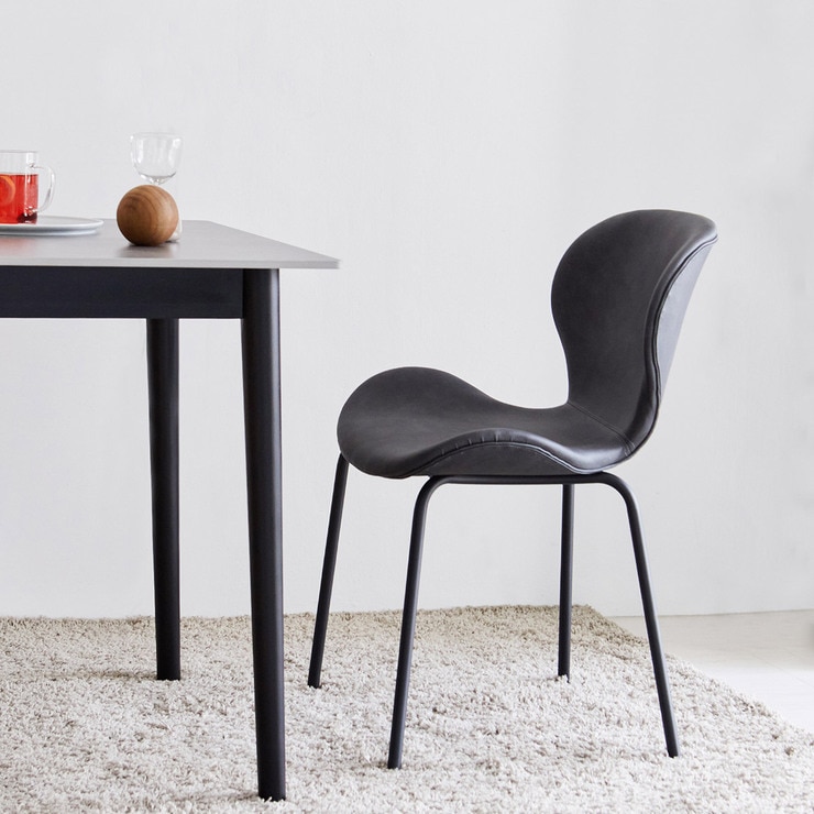 리비니아 SCAN 포세린 세라믹 2인 식탁세트 - 화이트상판+내추럴프레임, 카멜의자+그레이의자